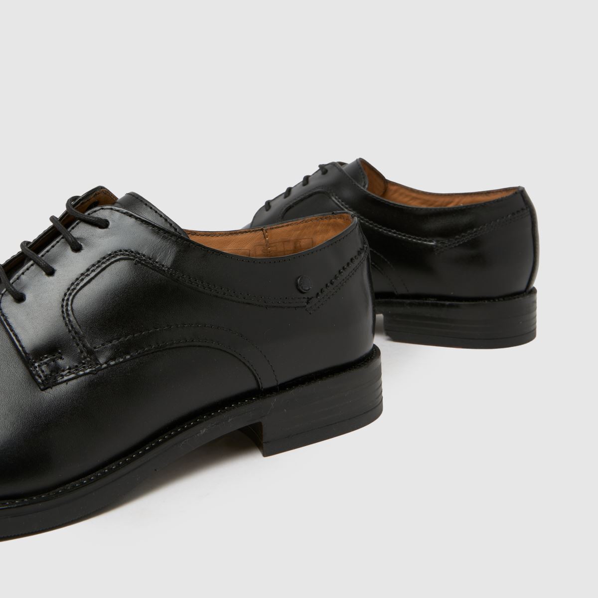 Base London Sleeve in Black Base London Sleeve 7