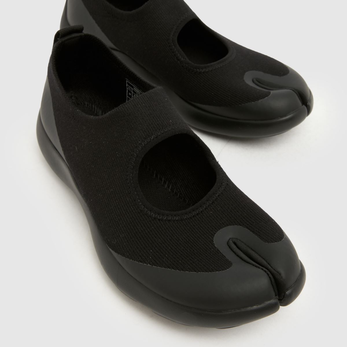TABI Trainer in Black TABI Trainer 4