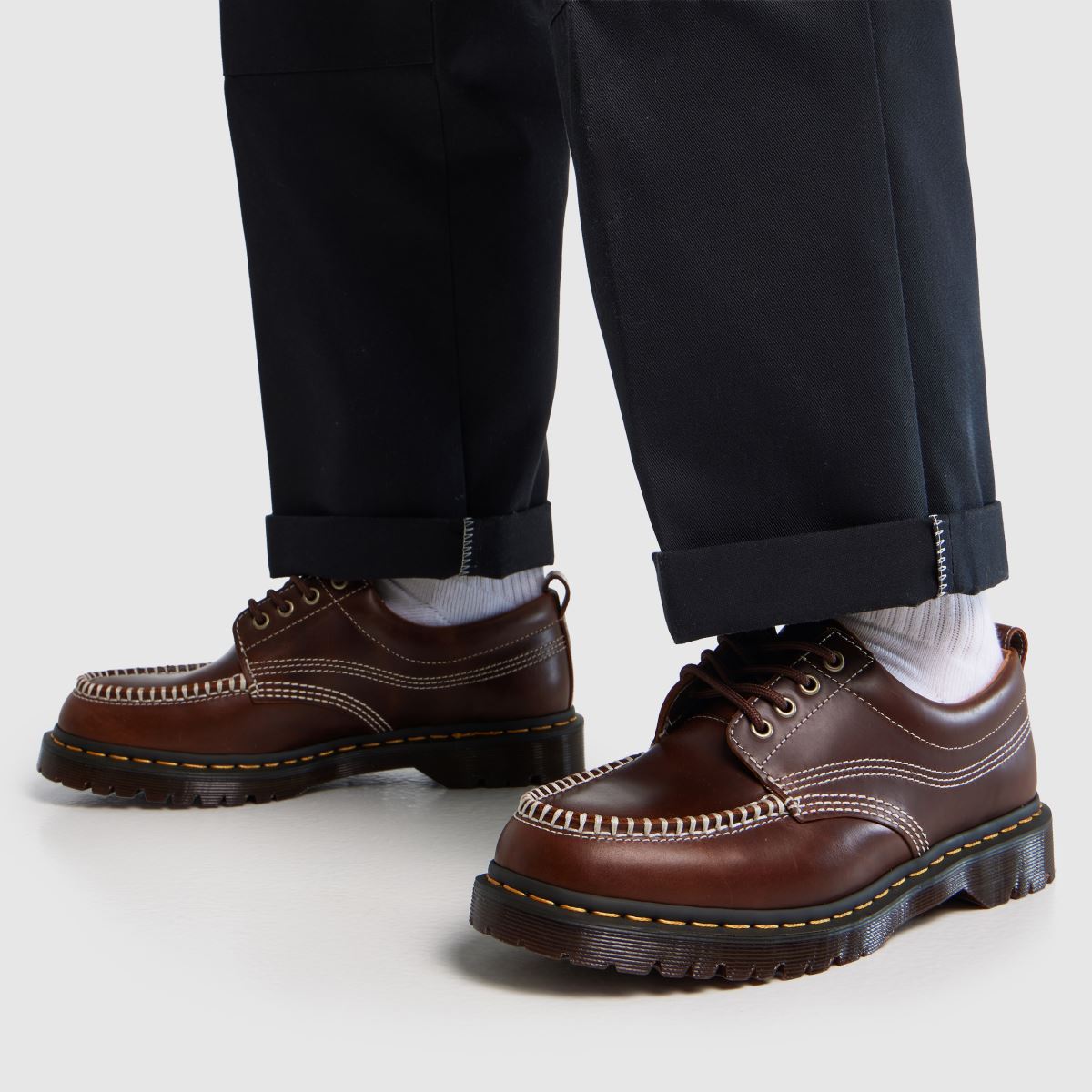 Dr. Martens Lowell ブラウン UK8 Mens Brown Dr Martens Lowell Moc Toe Shoes | schuh