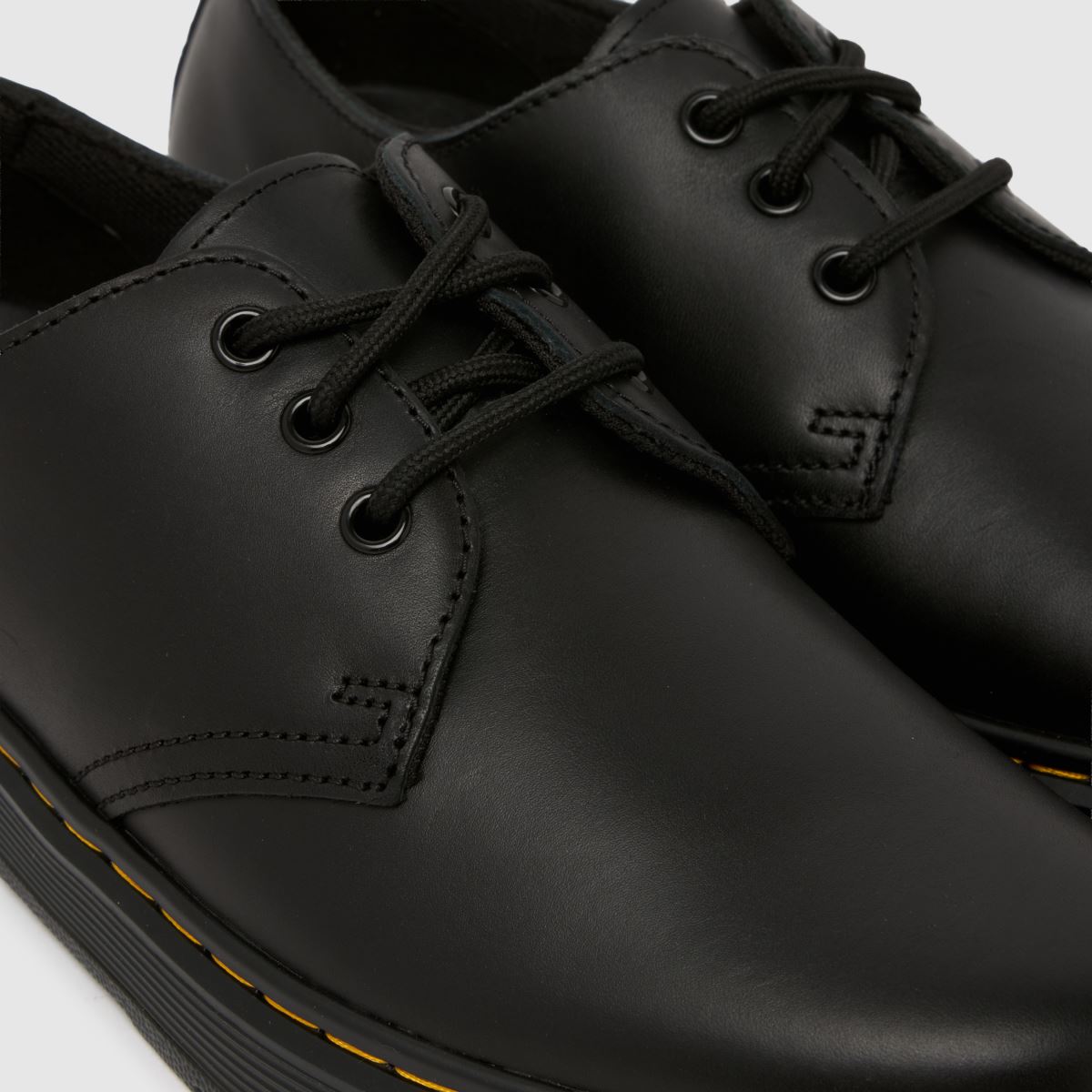 Dr Martens Brookline Lo in Black Dr Martens Brookline Lo 4