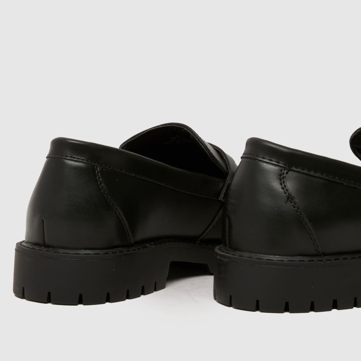 schuh Ravi Chunky Loafer in Black schuh Ravi Chunky Loafer 7