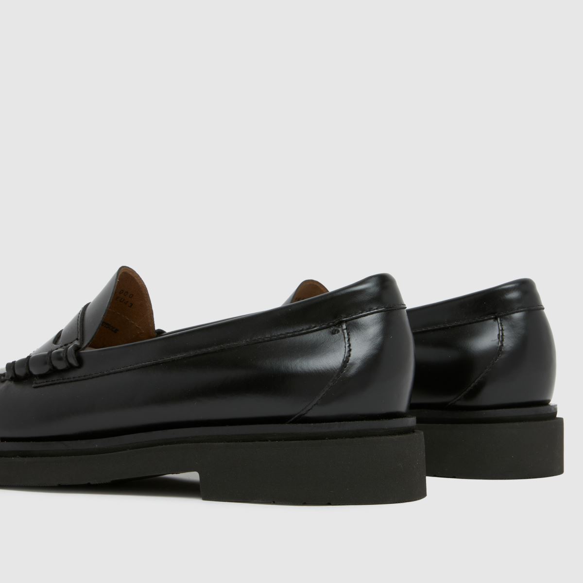 G.H. BASS Weejun Larson Penny Loafer in Black G.H. BASS Weejun Larson Penny Loafer 7