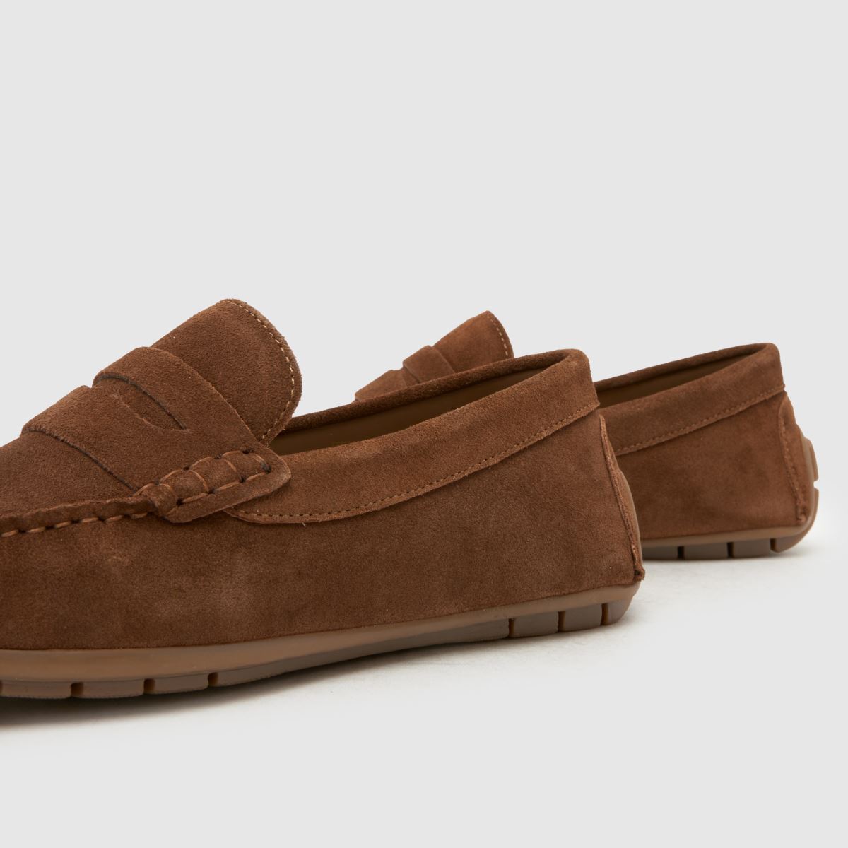 schuh Rust Suede Driver in Tan schuh Rust Suede Driver 7
