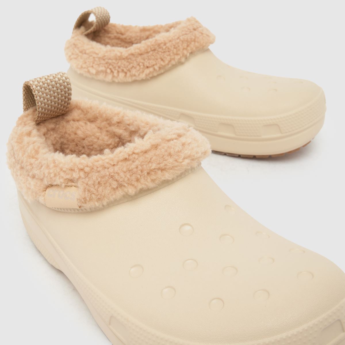 Crocs Classic Lined Shorty in Beige Crocs Classic Lined Shorty 4