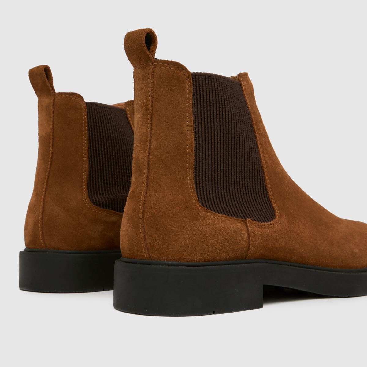 schuh Dice Suede Chelsea in Tan schuh Dice Suede Chelsea 7