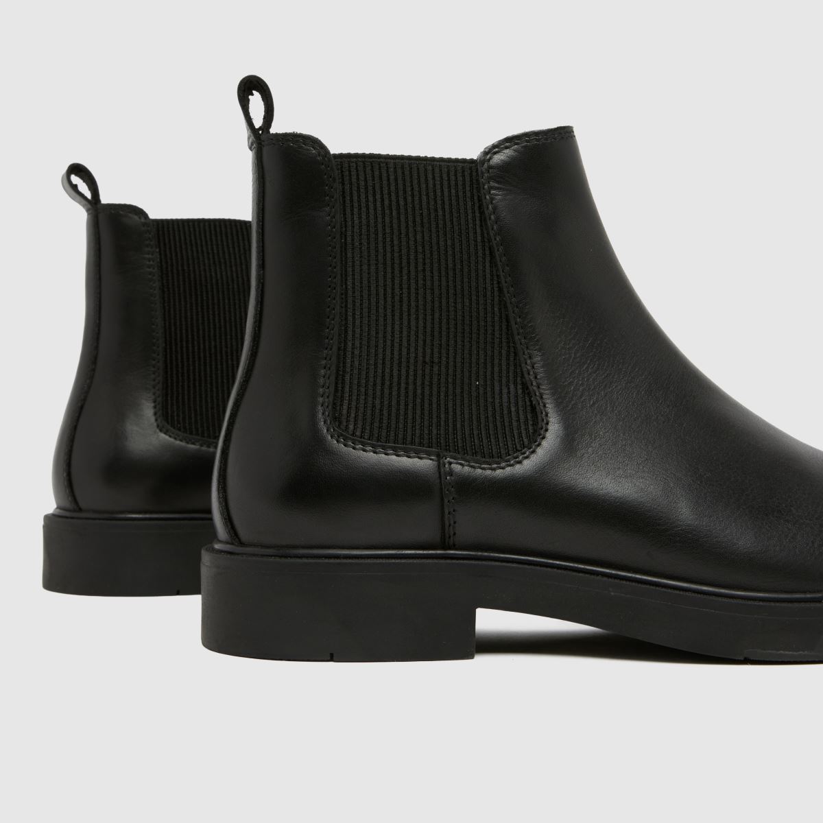 schuh Dice Leather Chelsea in Black schuh Dice Leather Chelsea 4