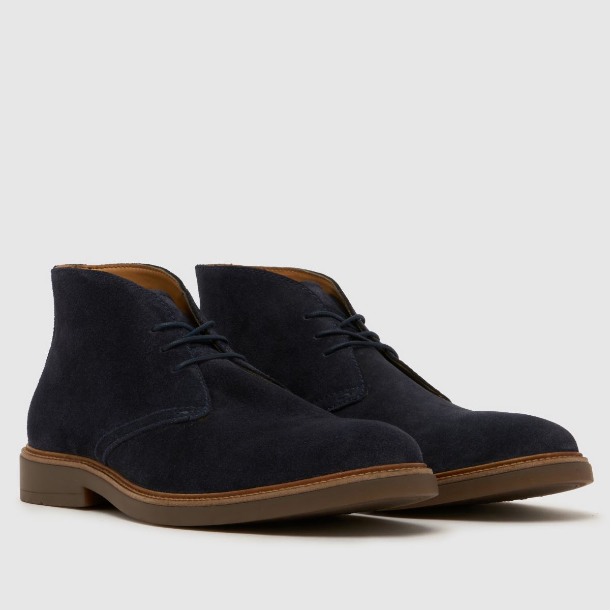schuh Galvin Suede Chukka in Navy schuh Galvin Suede Chukka 1