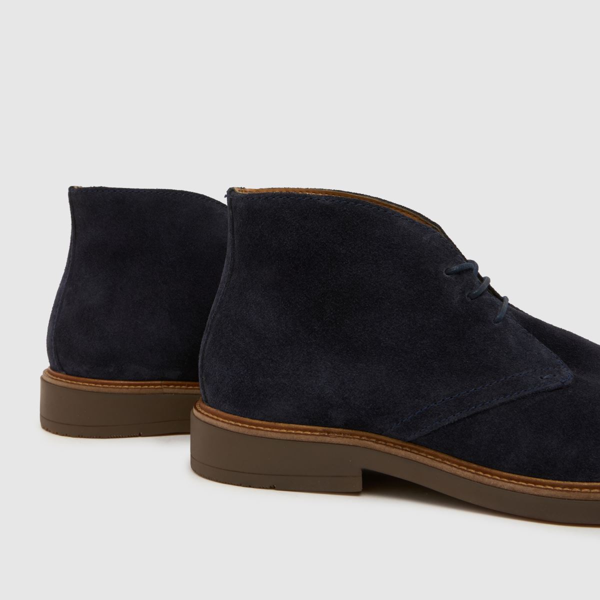 schuh Galvin Suede Chukka in Navy schuh Galvin Suede Chukka 7