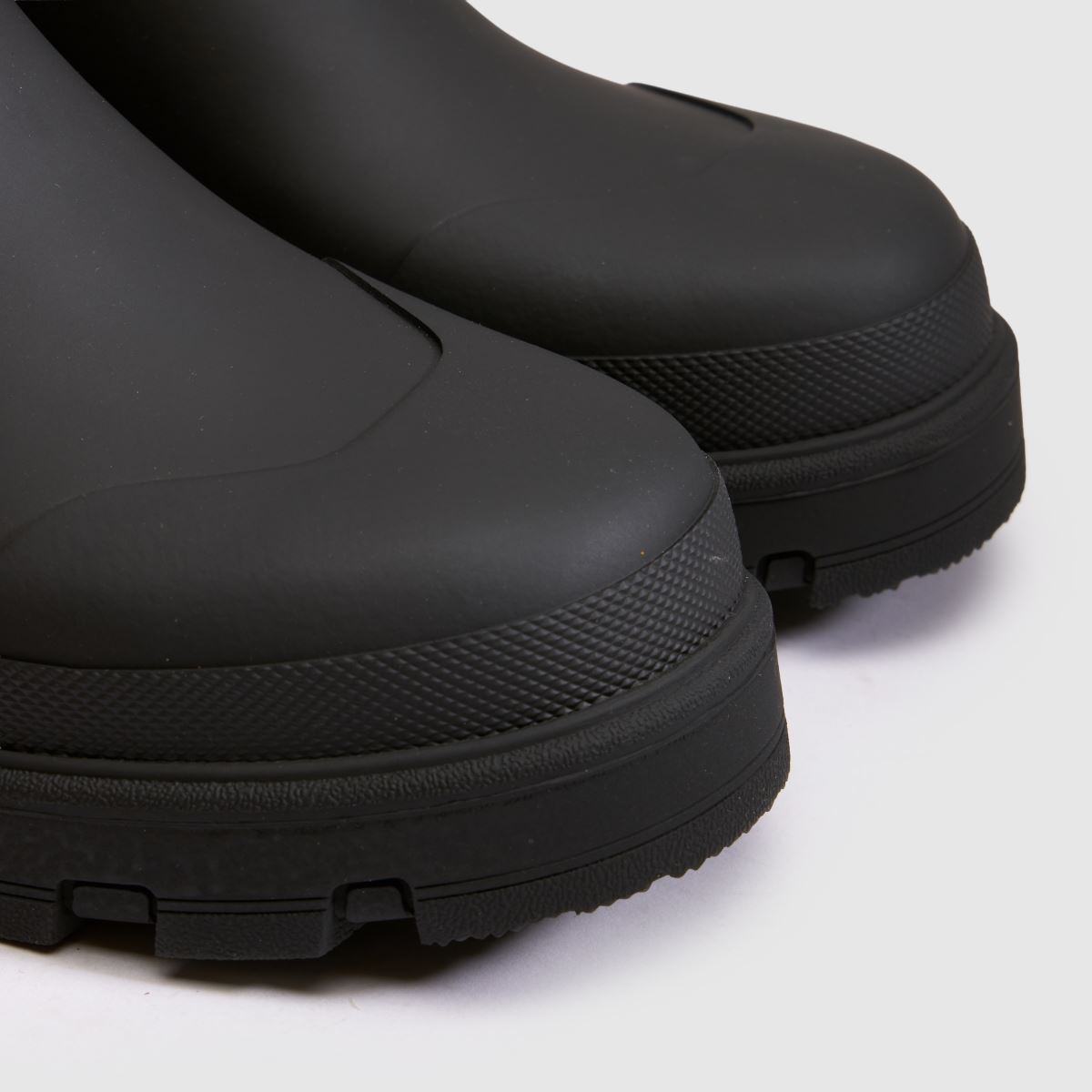 HUNTER BOOTS Elements Elastic Chelsea in Black HUNTER BOOTS Elements Elastic Chelsea 7