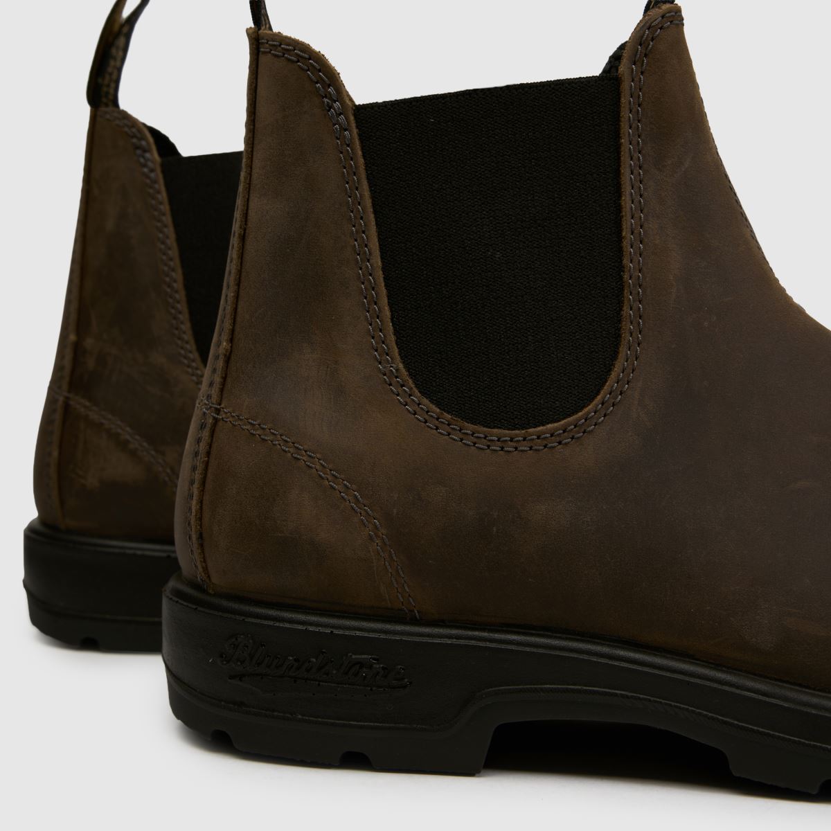BLUNDSTONE Classic Chelsea in Brown BLUNDSTONE Classic Chelsea 7