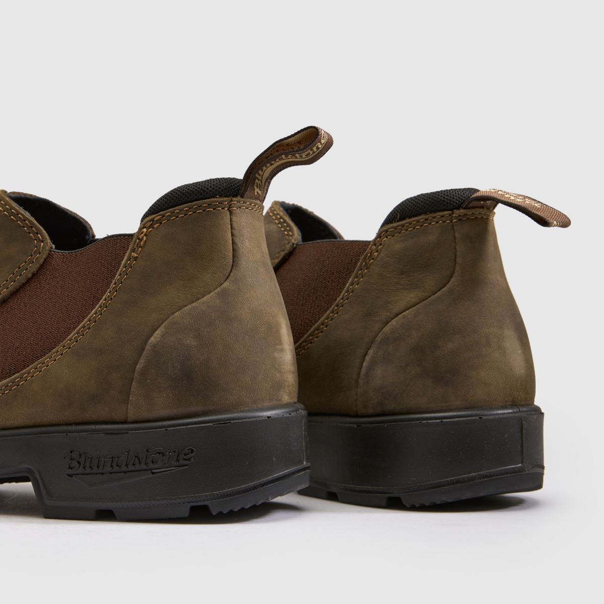 BLUNDSTONE Low Chelsea in Brown BLUNDSTONE Low Chelsea 7