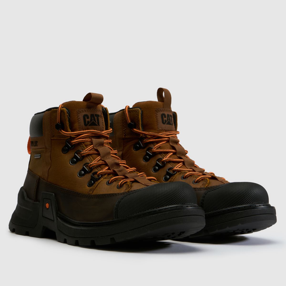 CAT Expedition Hiker in Brown CAT Expedition Hiker 1
