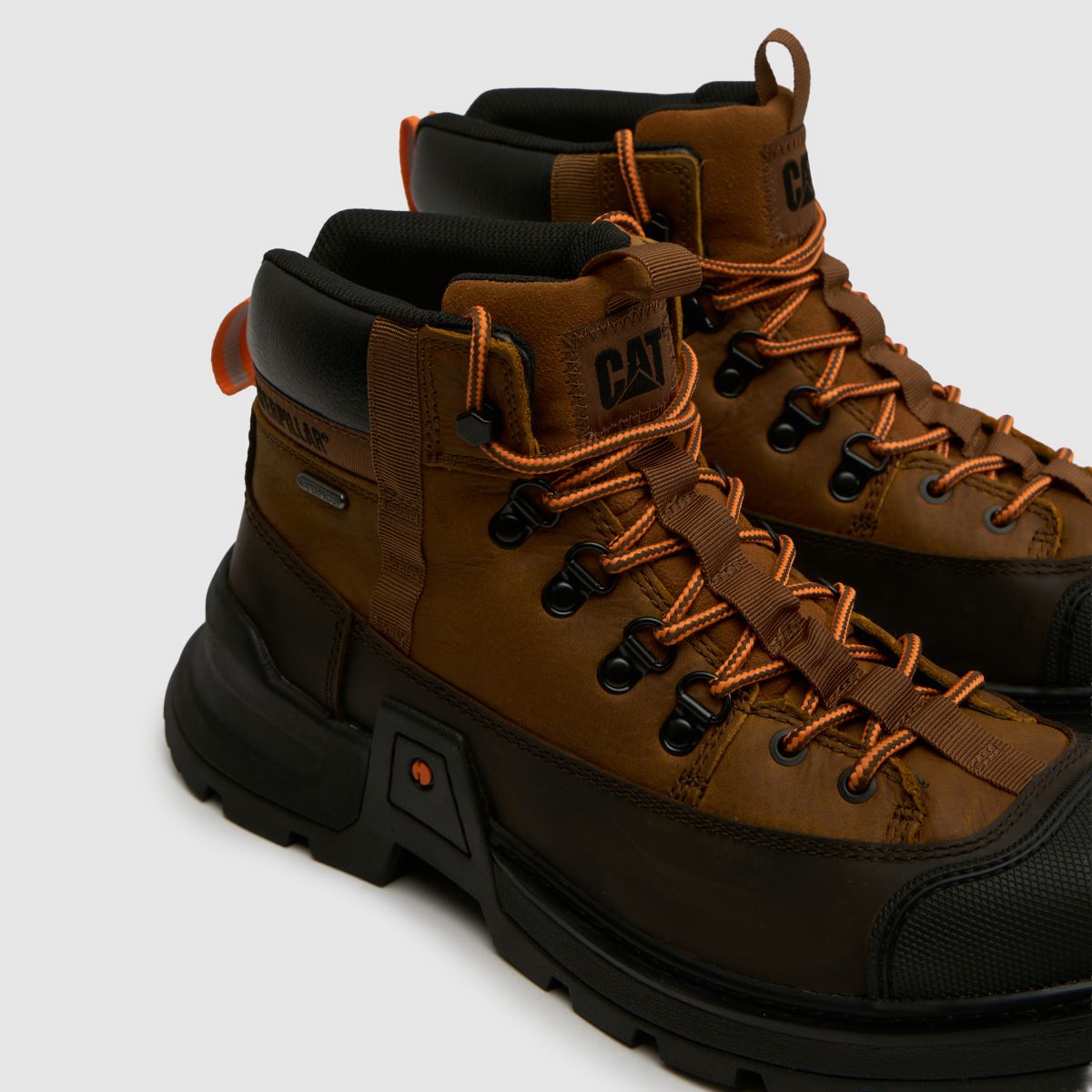 CAT Expedition Hiker in Brown CAT Expedition Hiker 4