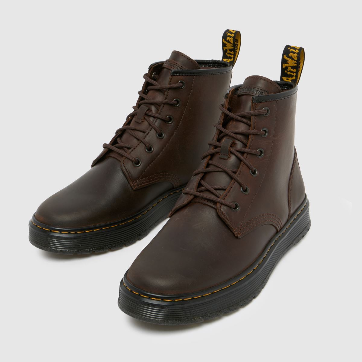 dr martens chukka boots mens