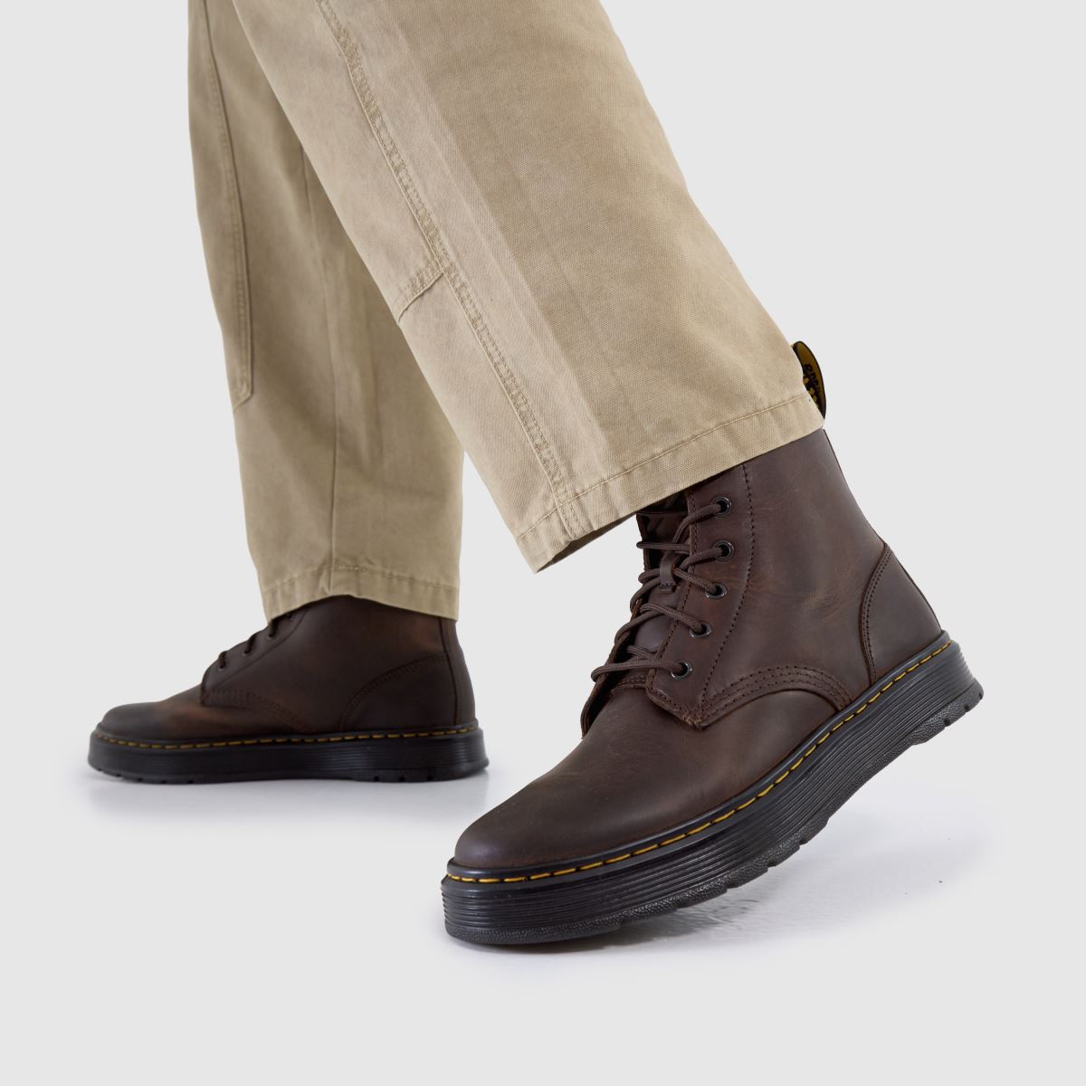 Mens Dark Brown Dr Martens Brookline Chukka Boots schuh