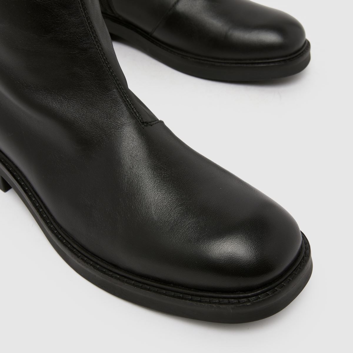 schuh Dario Leather Square Toe in Black schuh Dario Leather Square Toe 4