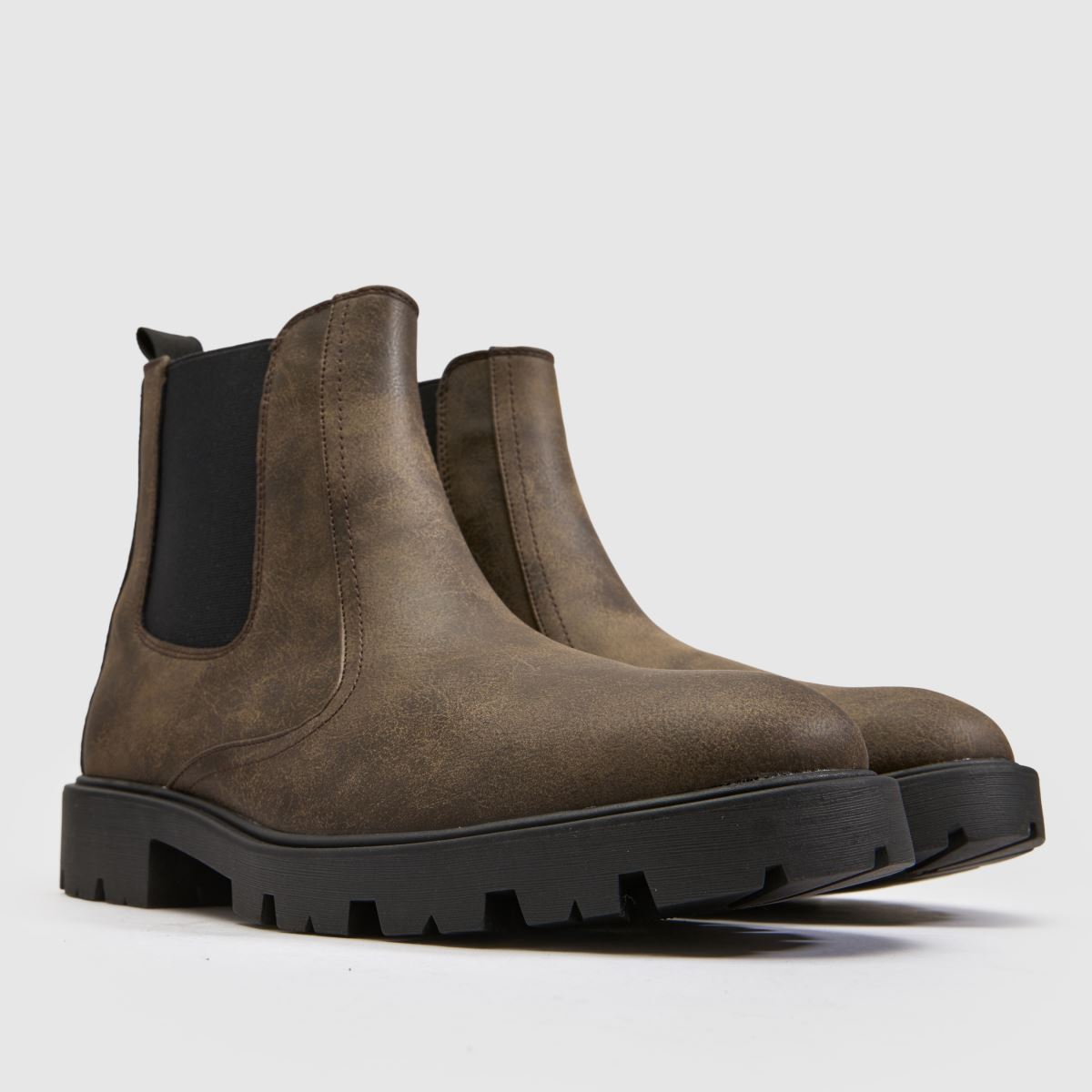 schuh Duke Chelsea Boot in Brown schuh Duke Chelsea Boot 1