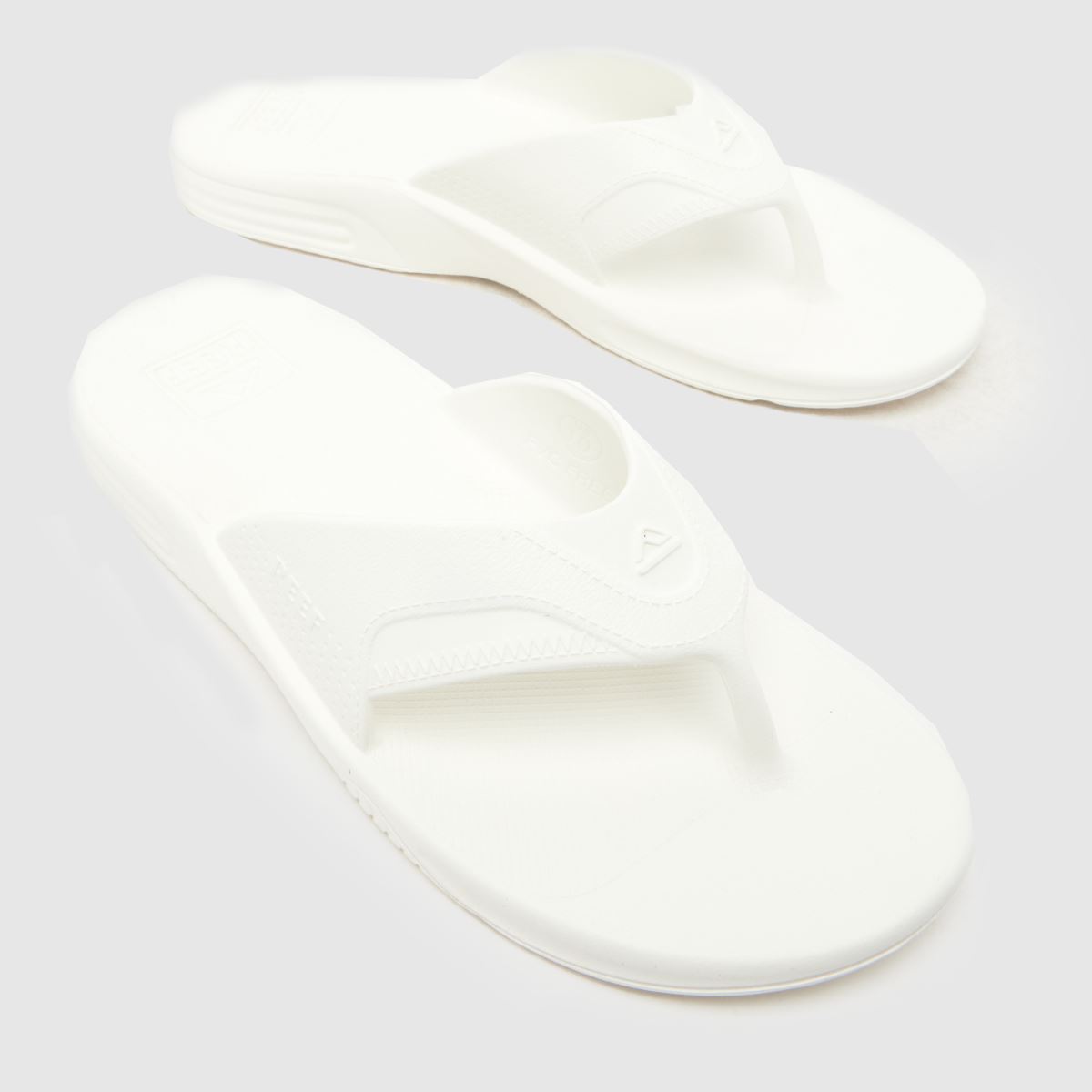 Reef Fanning H20 in White Reef Fanning H20 4