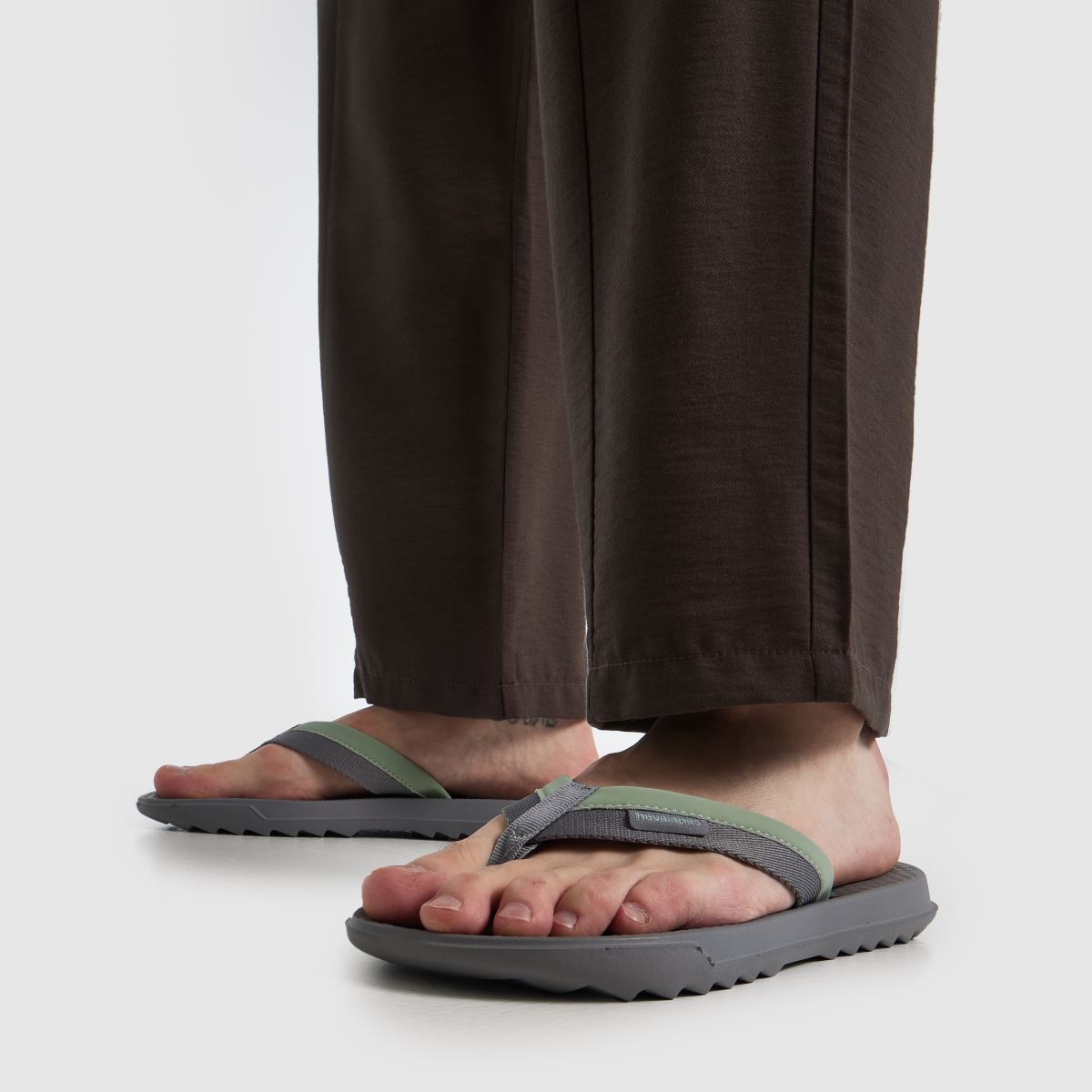 Havaianas Track Plus Flip in Grey Havaianas Track Plus Flip 8