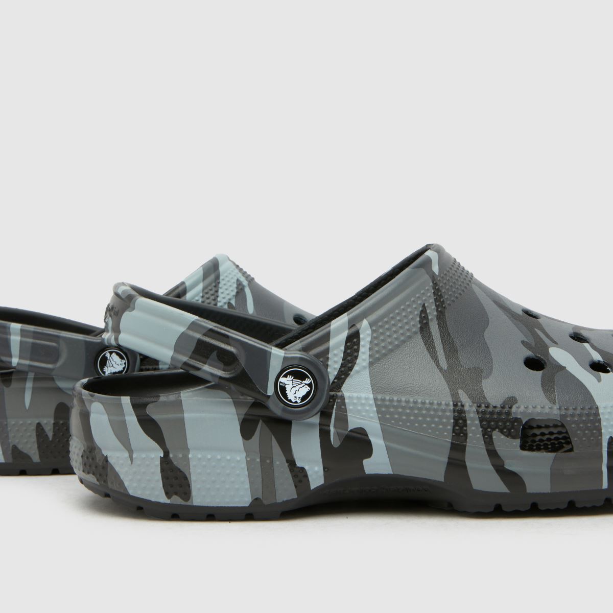 Crocs Classic Camo Clog in Black & Grey Crocs Classic Camo Clog 7