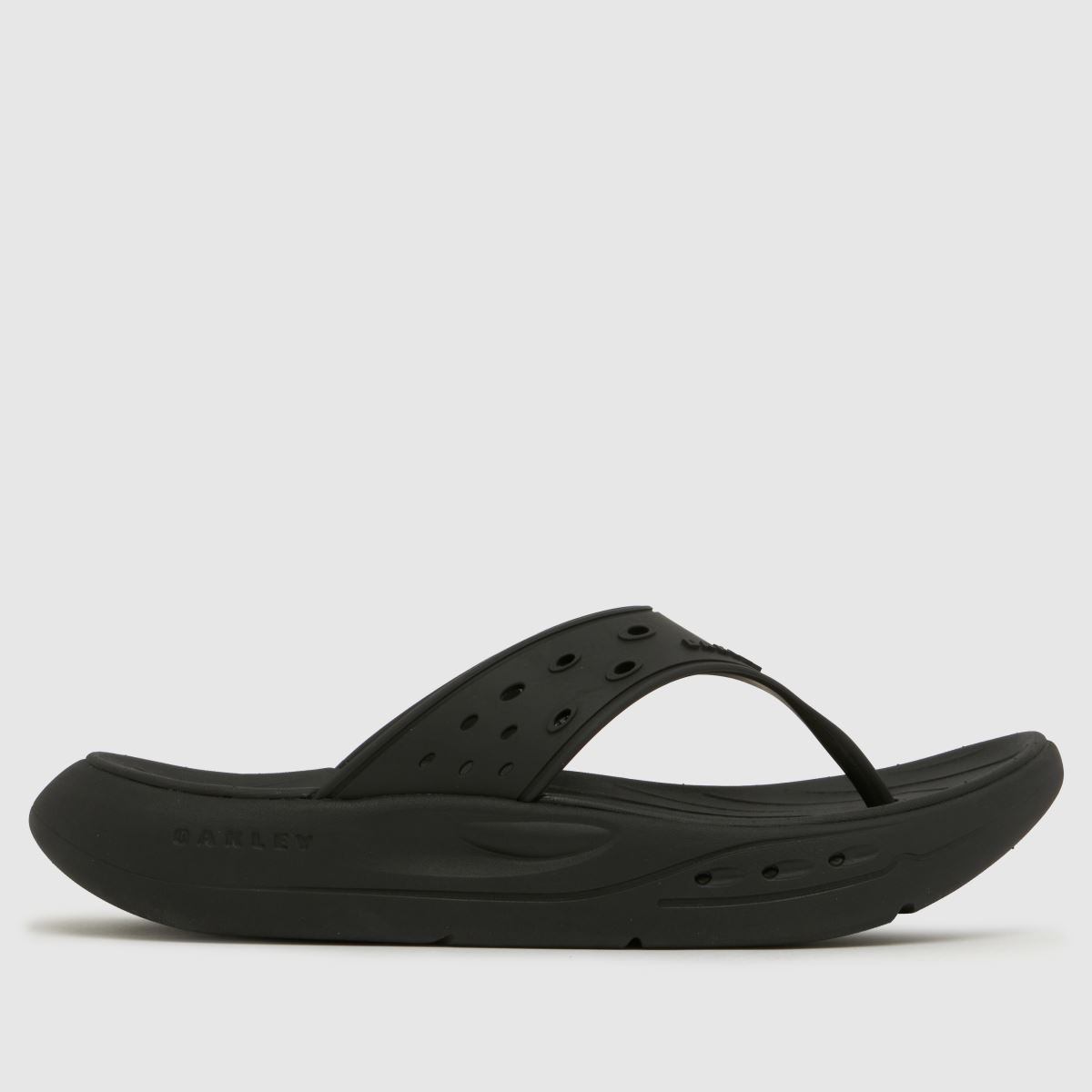 Oakley Studio Flip Flop in Black Oakley Studio Flip Flop 1