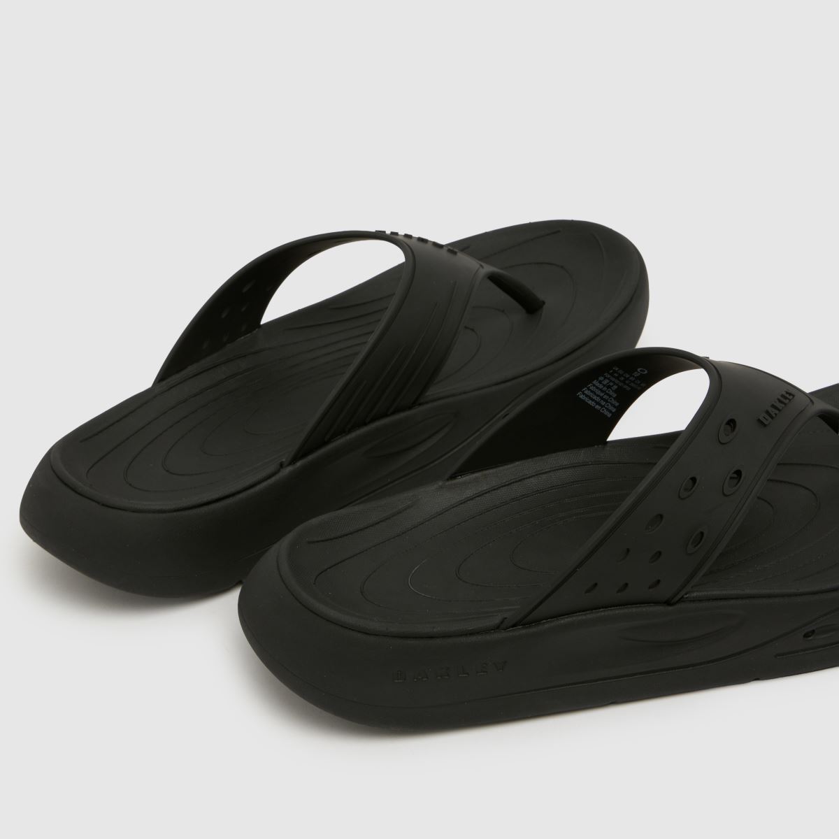 Oakley Studio Flip Flop in Black Oakley Studio Flip Flop 7