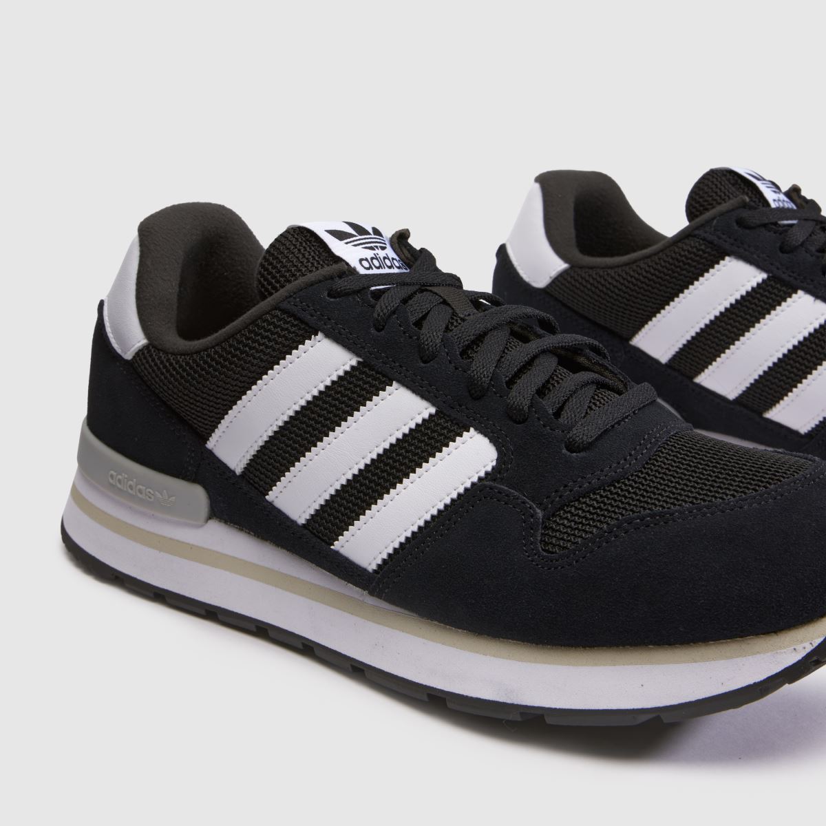 adidas ZX 500 in Black & White adidas ZX 500 7