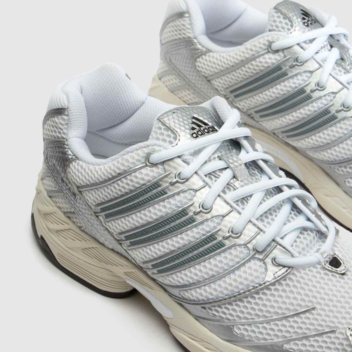 adidas Adistar Control 3 in White & Silver adidas Adistar Control 3 7