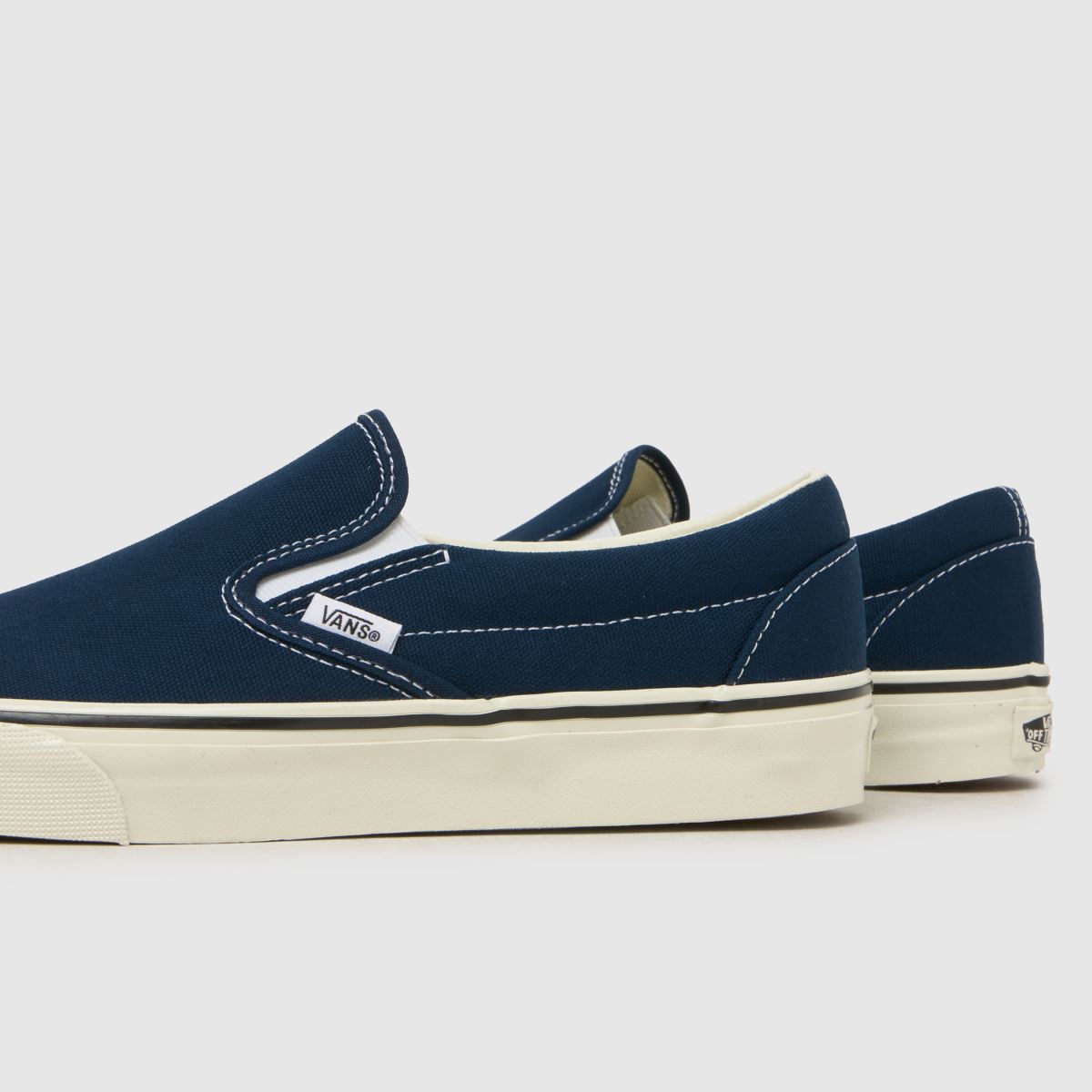 Vans Classic Slip-On in Navy & White Vans Classic Slip-On 7
