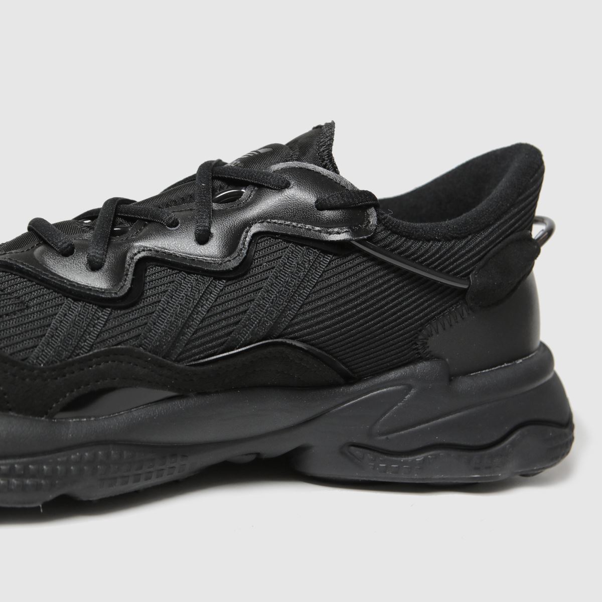 adidas ozweego ee7775