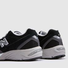 New Balance 880,4 of 4