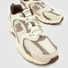 New Balance 530 in Beige & Brown New Balance 530,3 of 4