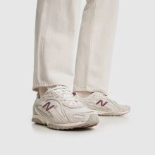 New Balance 204L in Off-White Multi New Balance 204L,2 of 4