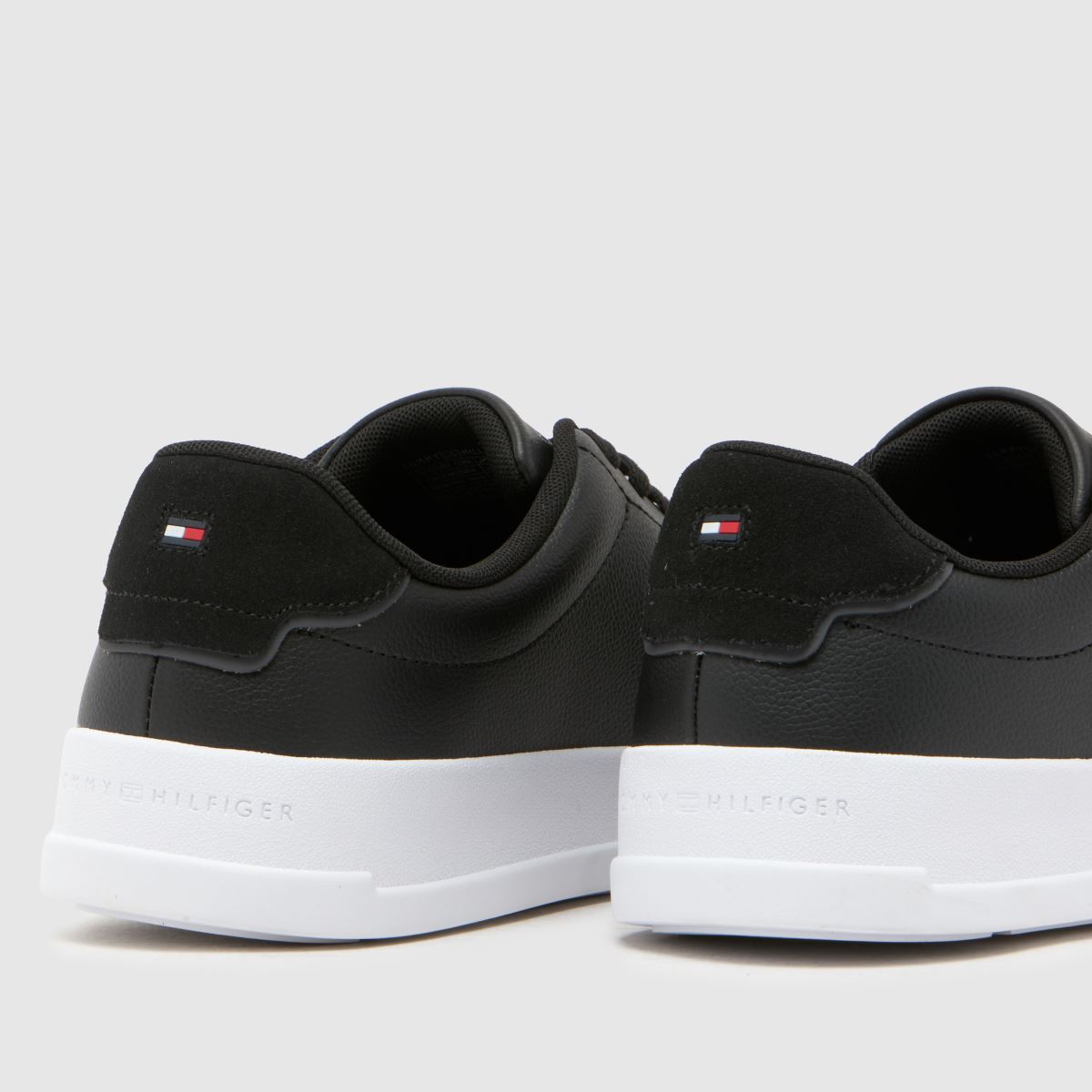 TOMMY HILFIGER Court Core in Black TOMMY HILFIGER Court Core 7