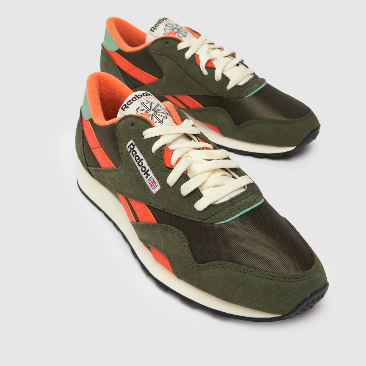 Reebok Classic Nylon in Dark Green Reebok Classic Nylon 4