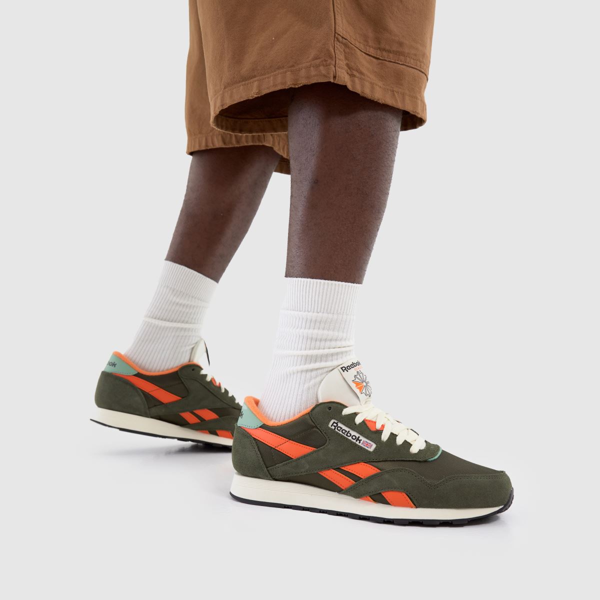 Reebok Classic Nylon in Dark Green Reebok Classic Nylon 8