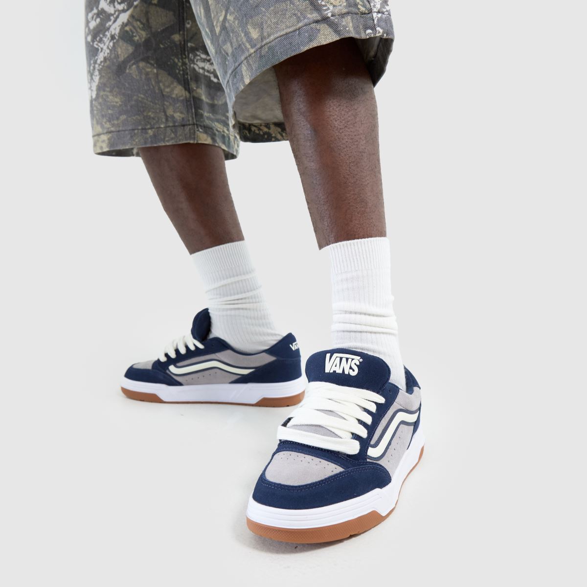 Vans Hylane in Navy Vans Hylane 8