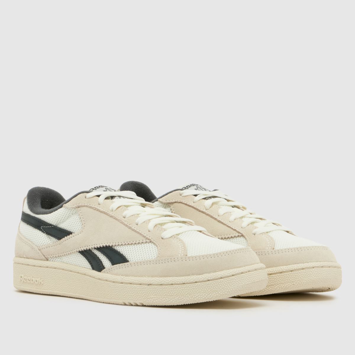 Reebok Club C Grounds 70 in White & grey Reebok Club C Grounds 70 1