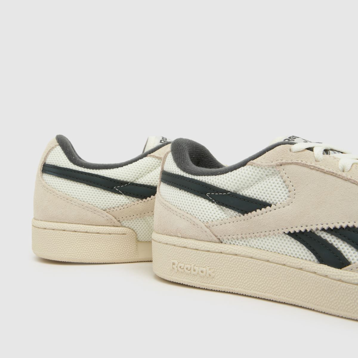 Reebok Club C Grounds 70 in White & grey Reebok Club C Grounds 70 7