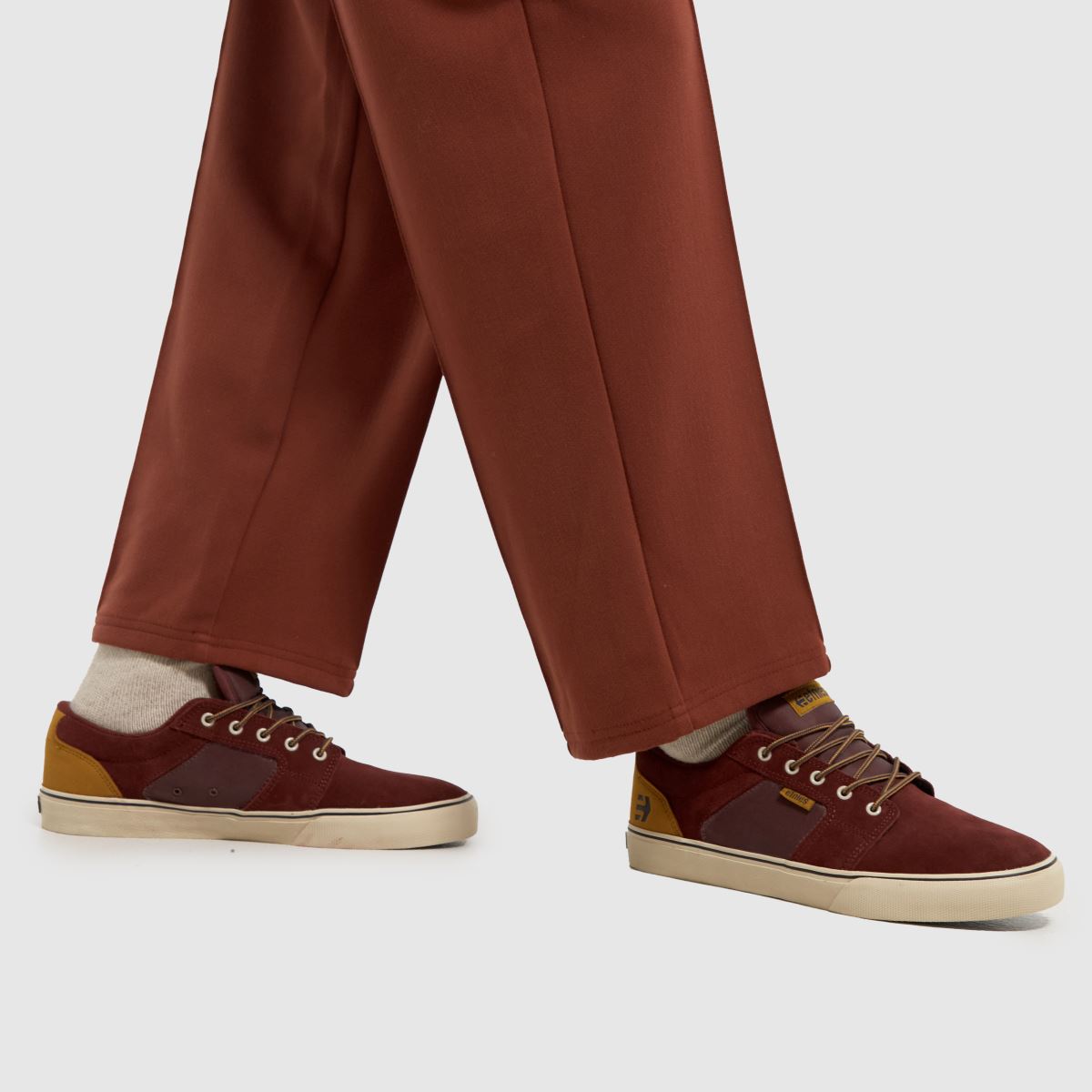 Etnies Barge LS Men's Skate Shoes - Canvas & Suede Technical Skateboarding Footwear