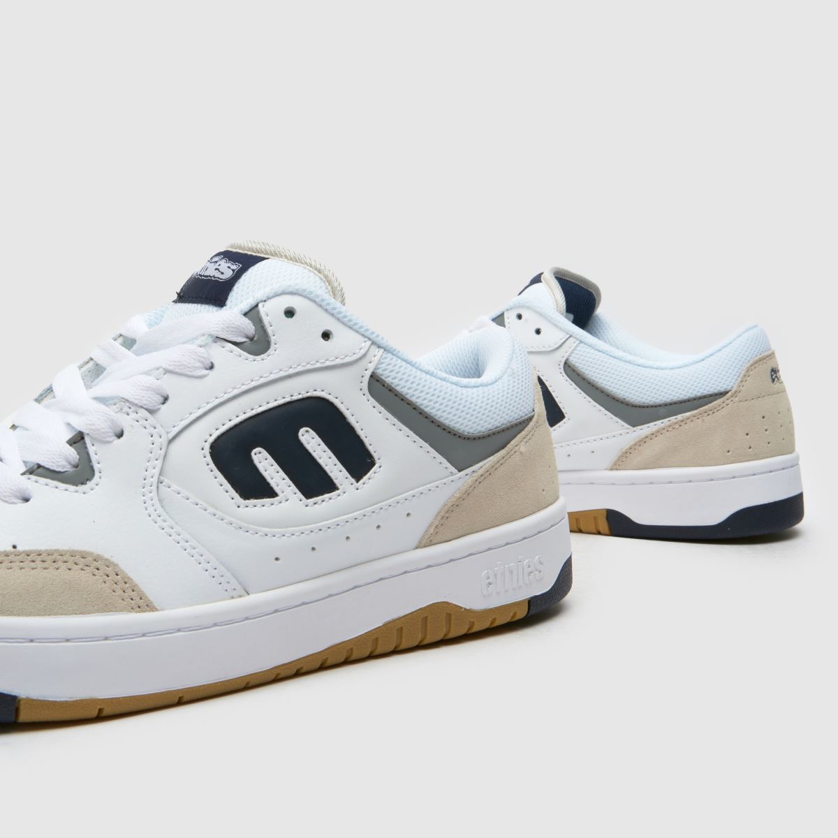 Etnies Loot in White & Navy Etnies Loot 7