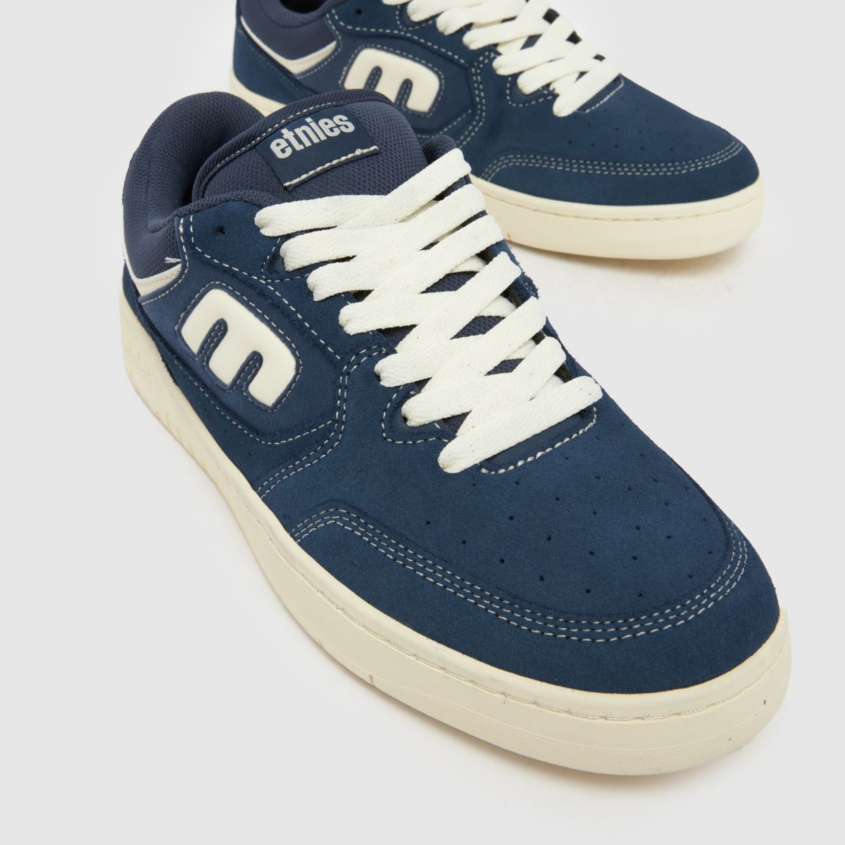 Etnies Loot in Navy & White Etnies Loot 4
