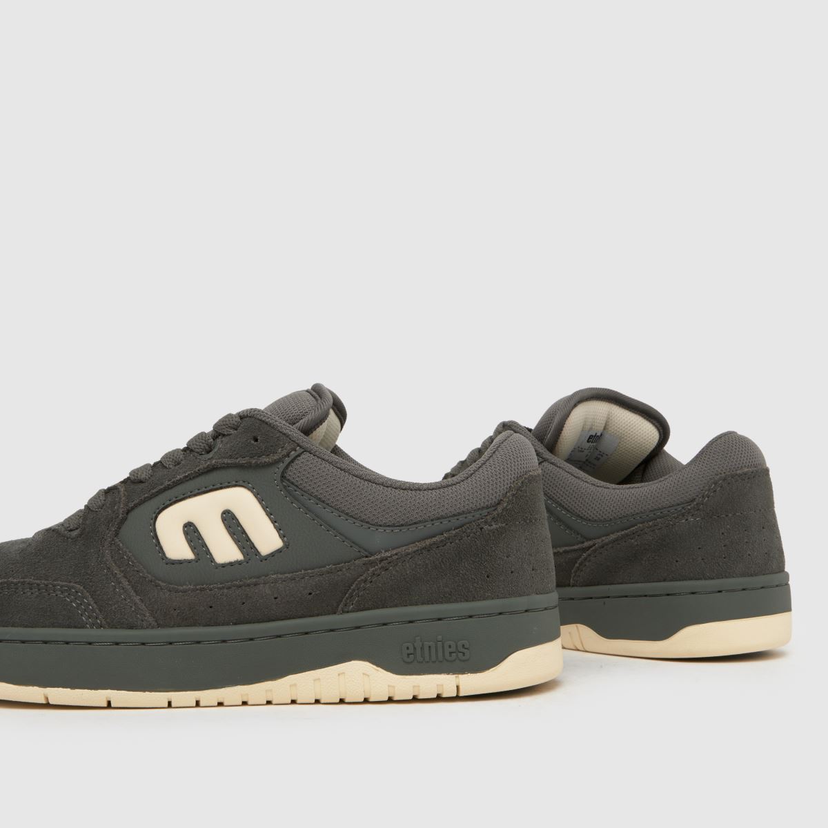 Etnies Loot in Dark Grey Etnies Loot 7