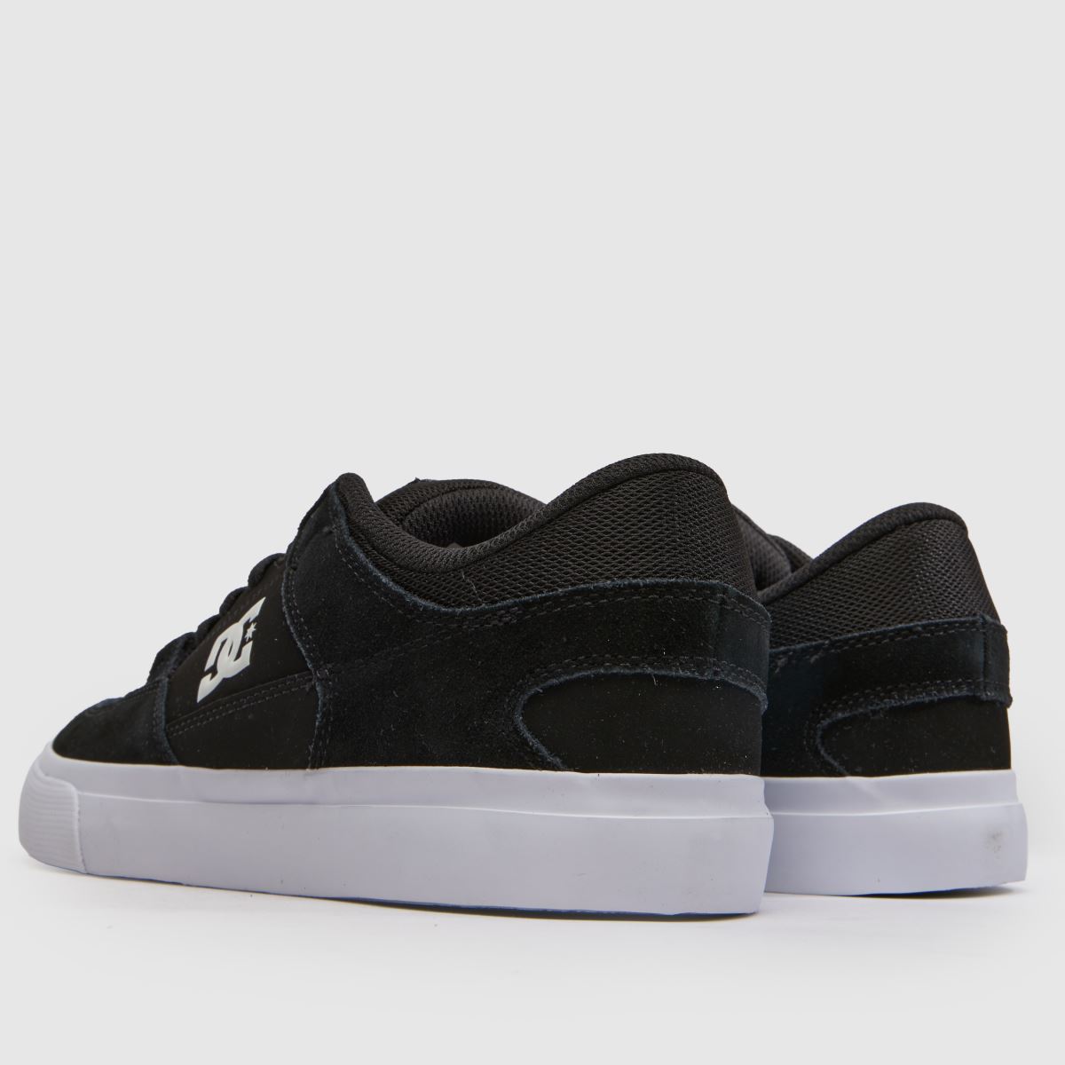 DC Onyx in Black & White DC Onyx 7