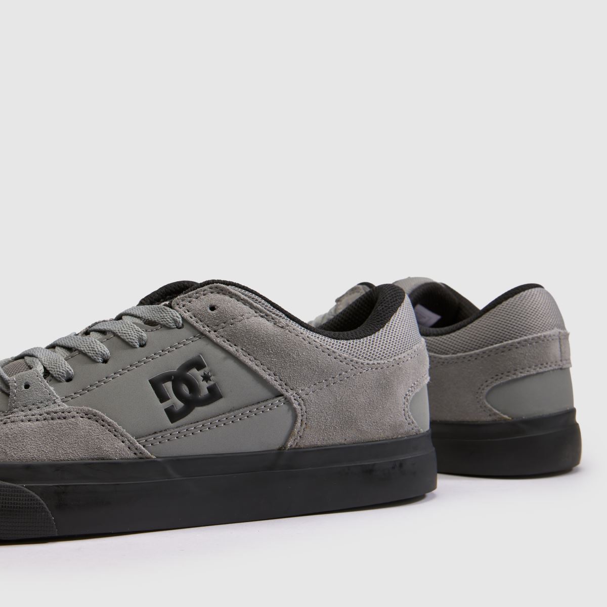 DC Onyx in Grey & Black DC Onyx 7