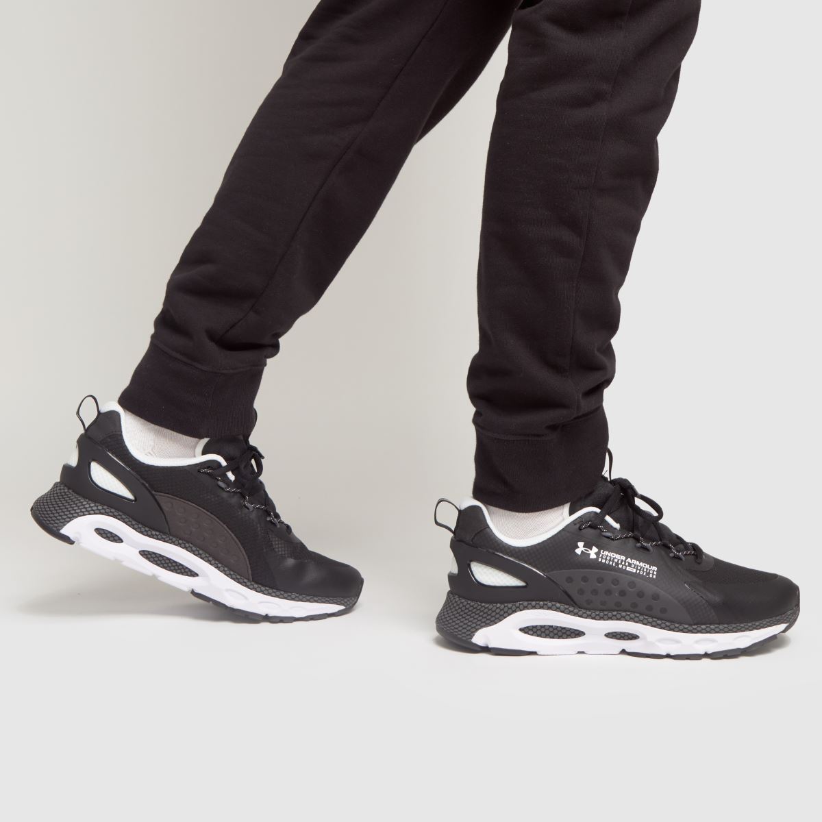 under armour black trainers