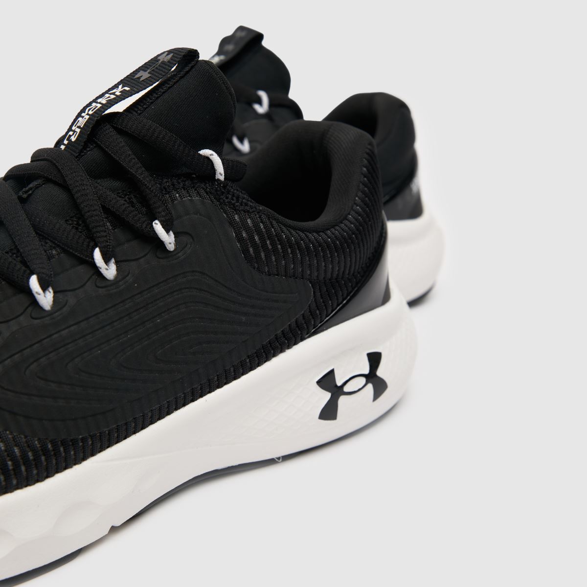 Mens Black & White Under Armour Charged Vantage 2 Trainers schuh