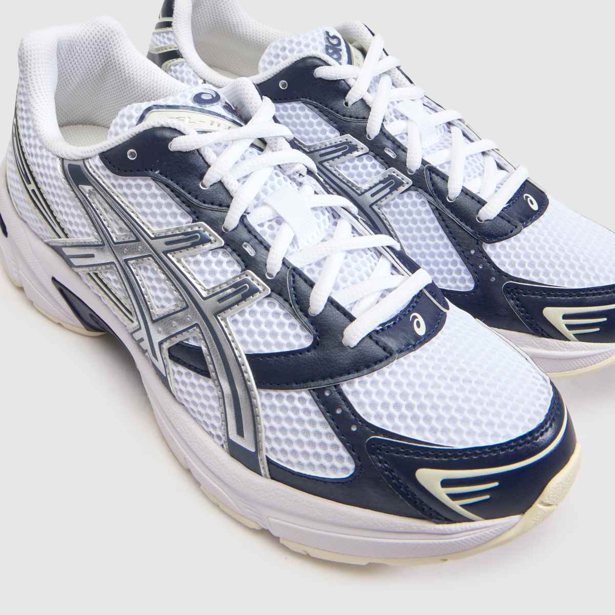 ASICS GEL-1130 in White & Navy ASICS GEL-1130 4