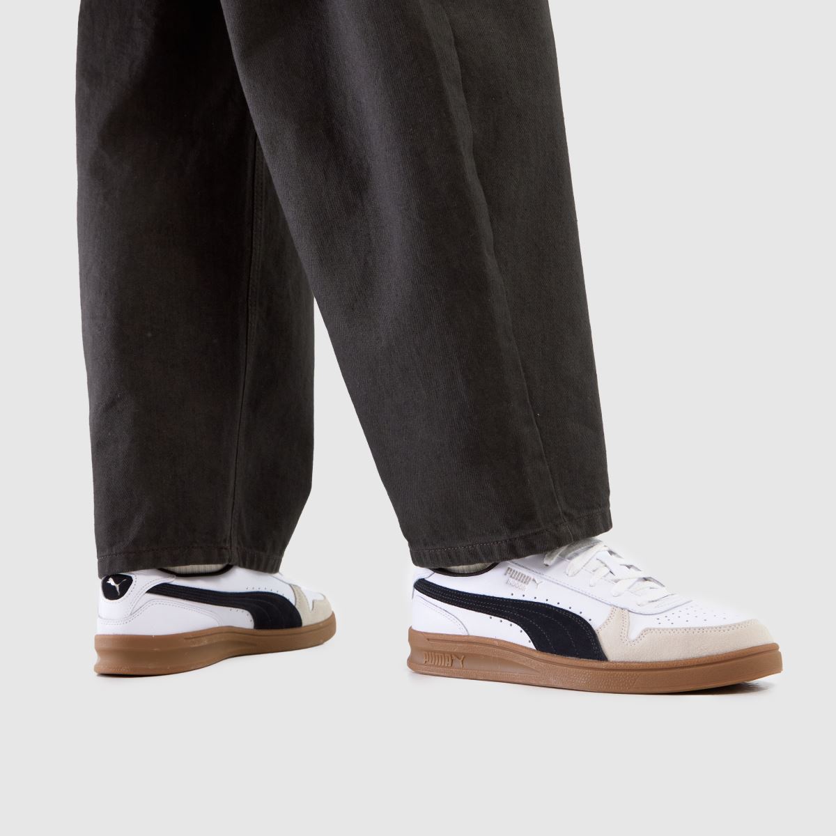 PUMA Indoor in White & Black PUMA Indoor 8