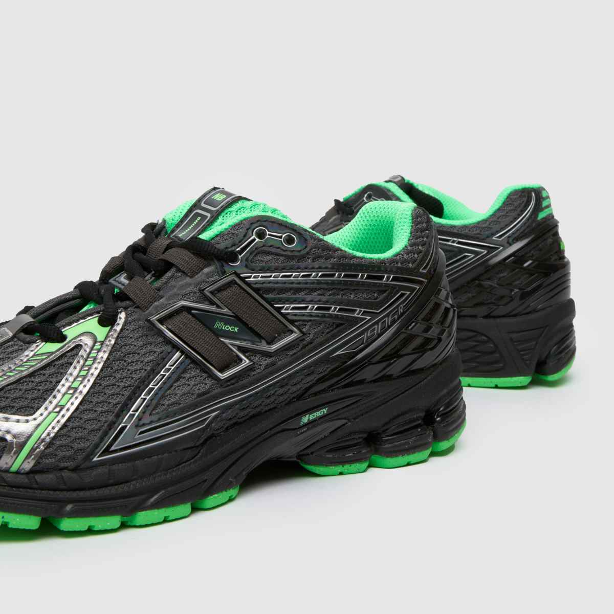 New Balance 1906 in Black & Green New Balance 1906 7